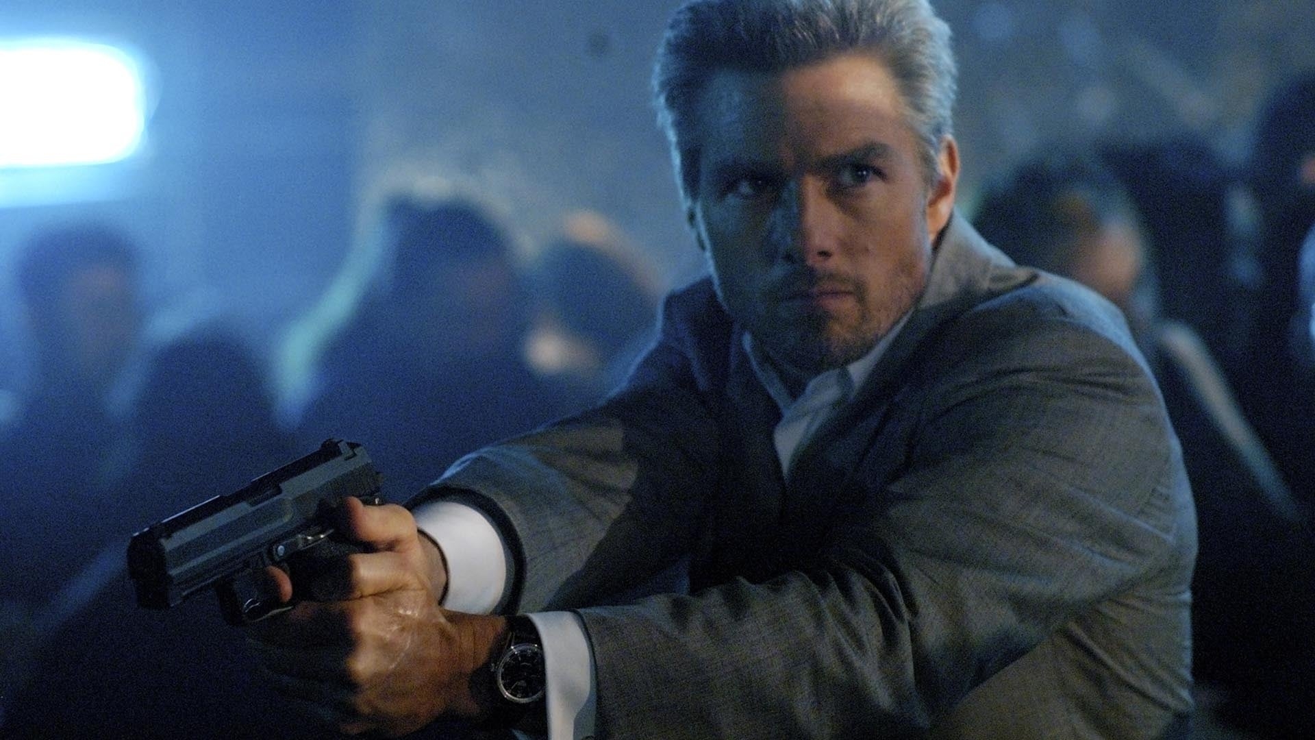 Film backdrop for Mann to Mann: Collateral